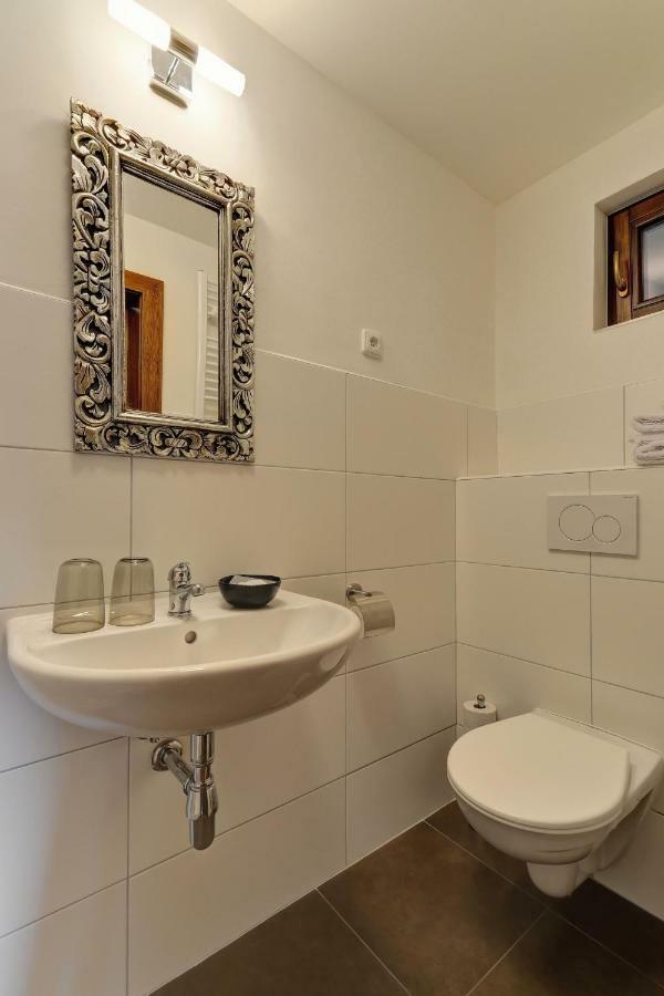 Na Letnim Byte Kouřim Extérieur photo